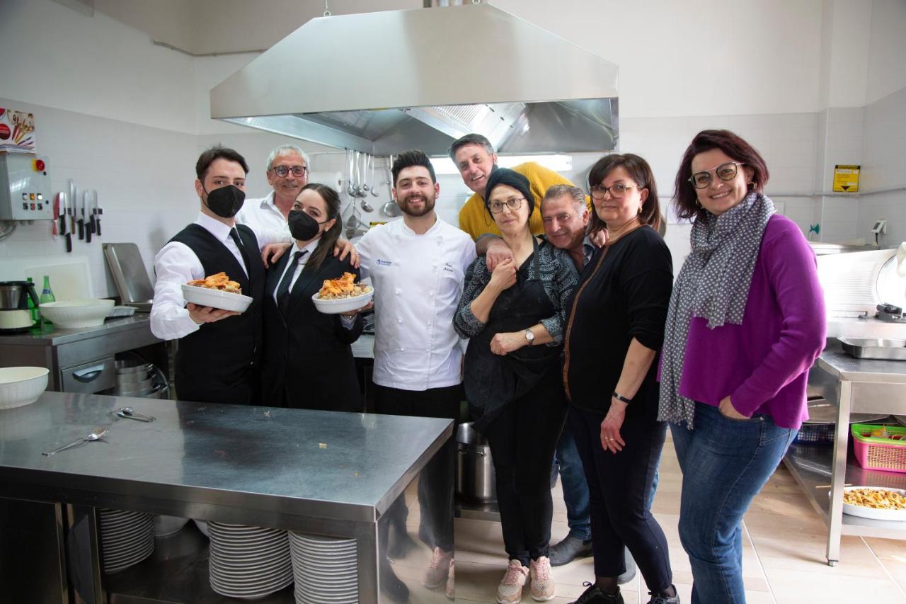 Agriturismo Masseria Cannella Lesina Ngoại thất bức ảnh
